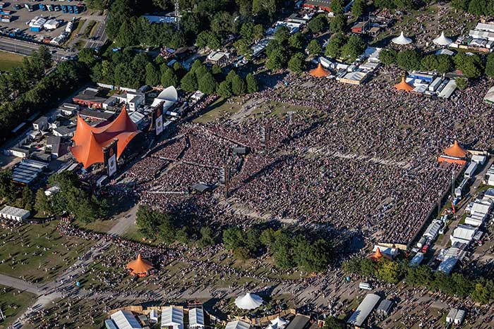 Concert at Orange Stage at Roskilde Festival 2015 - SH Luftfoto & Stiig Hougesen