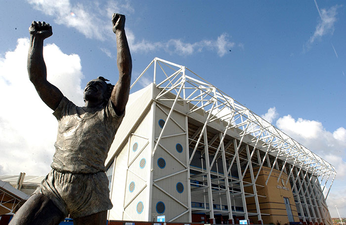 Billy-Bremner Statue at-Elland Road (c) Leeds United