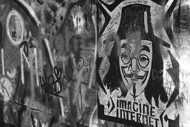 Anonymous with a Hat "Imagine Internet" - Praha