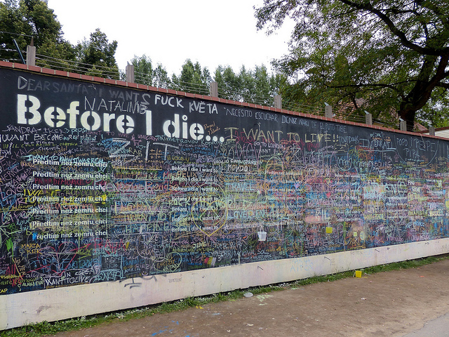 Prague: "Before I Die" Wall