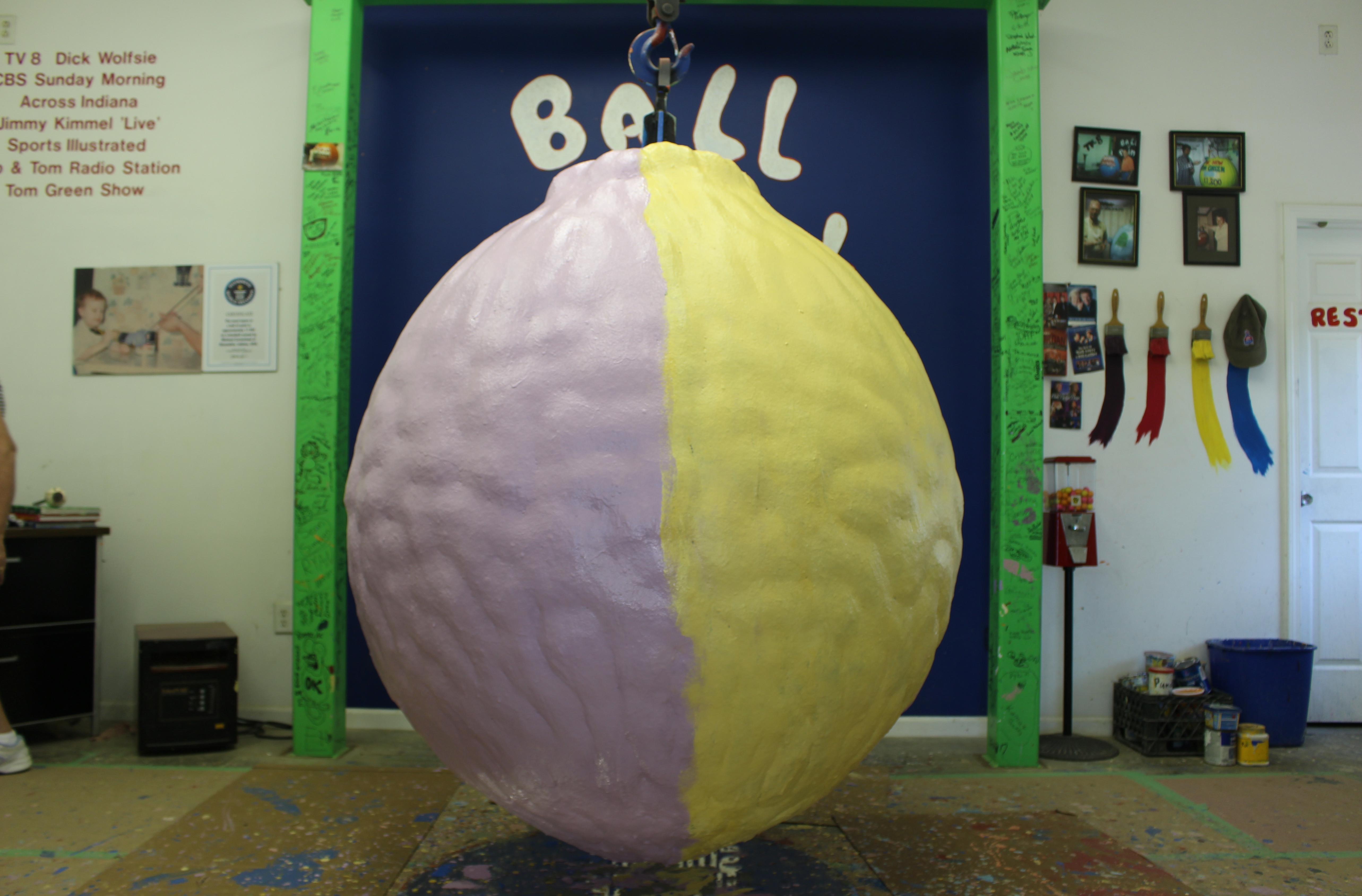 2015-09-06 Indiana Roadtrip- World's Largest Ball of Paint (35)
