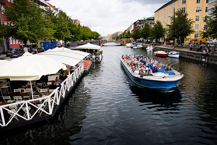 Canalboat and boat rental at Christianshavn canal (c) Ty Stange - Image via www.copenhagenmediacenter.com