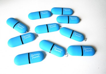 usb-sticks-pommie-travels.jpg