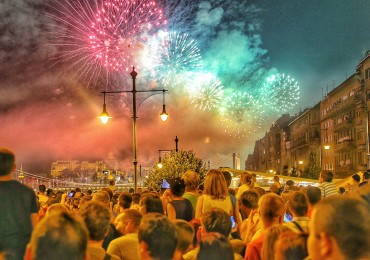 budapest-fireworks-1.jpg
