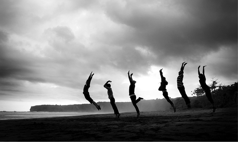 jumping-people