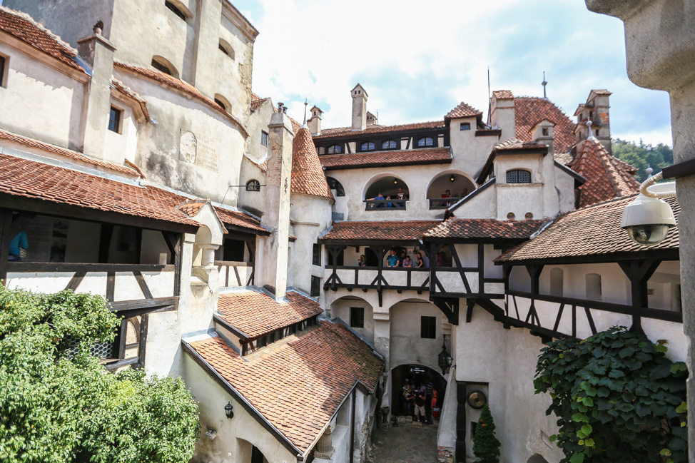 Romania Travel: Visiting Dracula's Castle