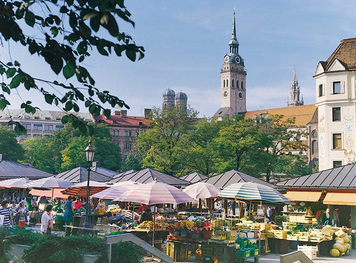 Viktualienmarkt (c) L. Kaster. Image via München Tourismus
