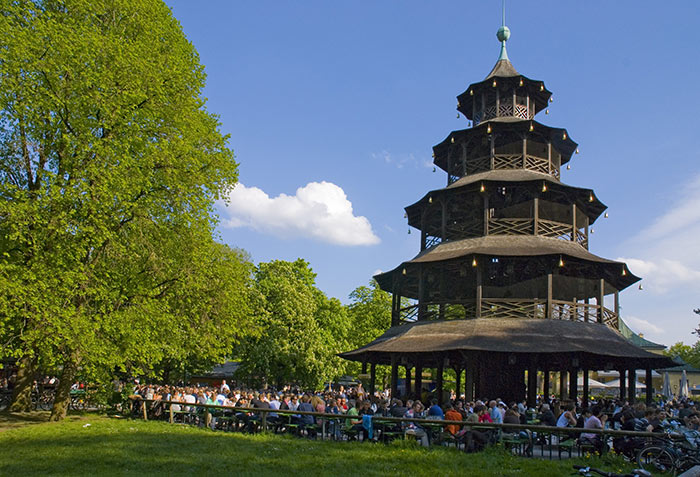 Chinesischer (Chinese Pagoda) (c) Luis Gervasi. Image via München Tourismus