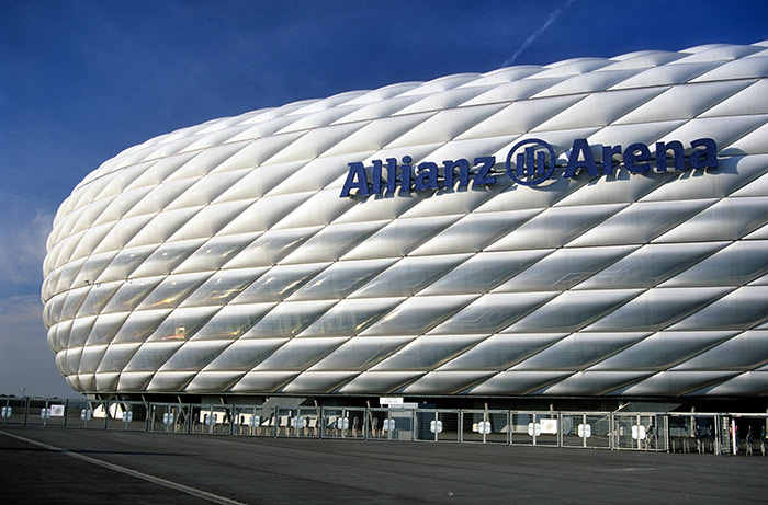 Allianz Arena (c) Bernd Roemmelt. Image via München Tourismus