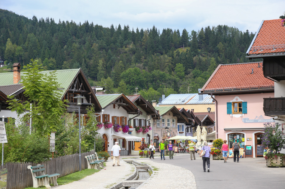 How to Plan an Epic Road Trip through the Alps