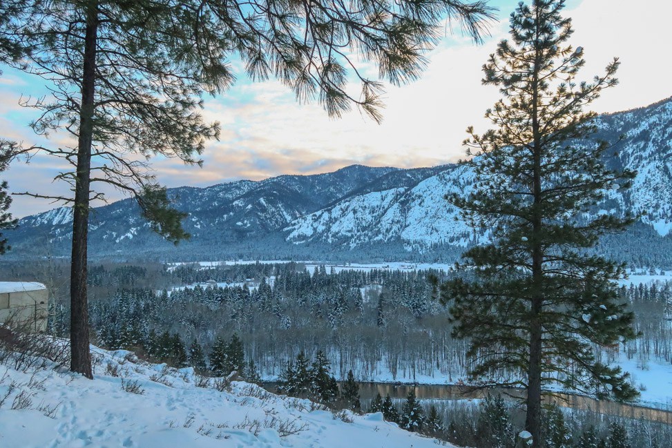 Nordic Skiing in Washington's Mazama Valley