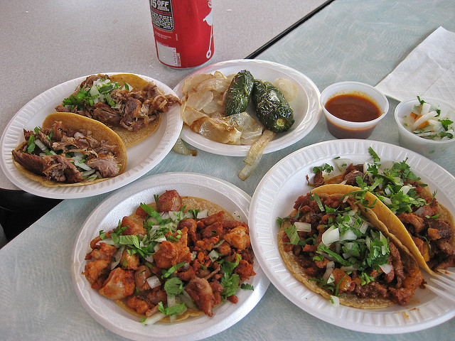 La Fachada taco truck